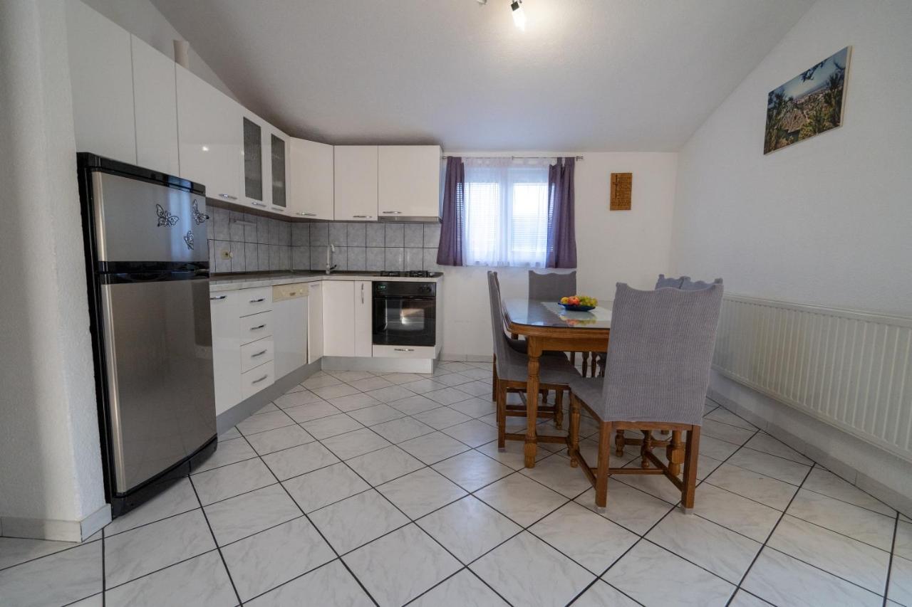 Apartman Marija 伊莫茨基 外观 照片