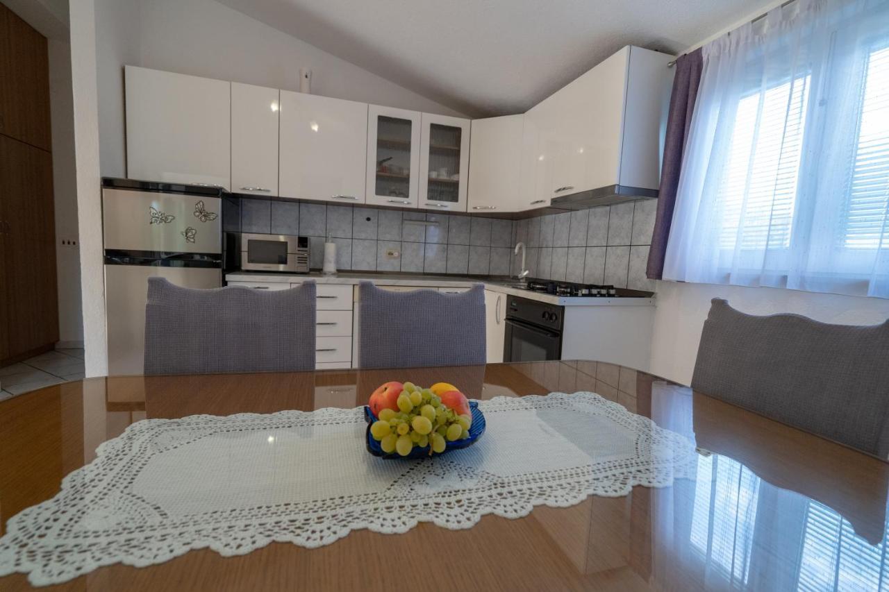 Apartman Marija 伊莫茨基 外观 照片