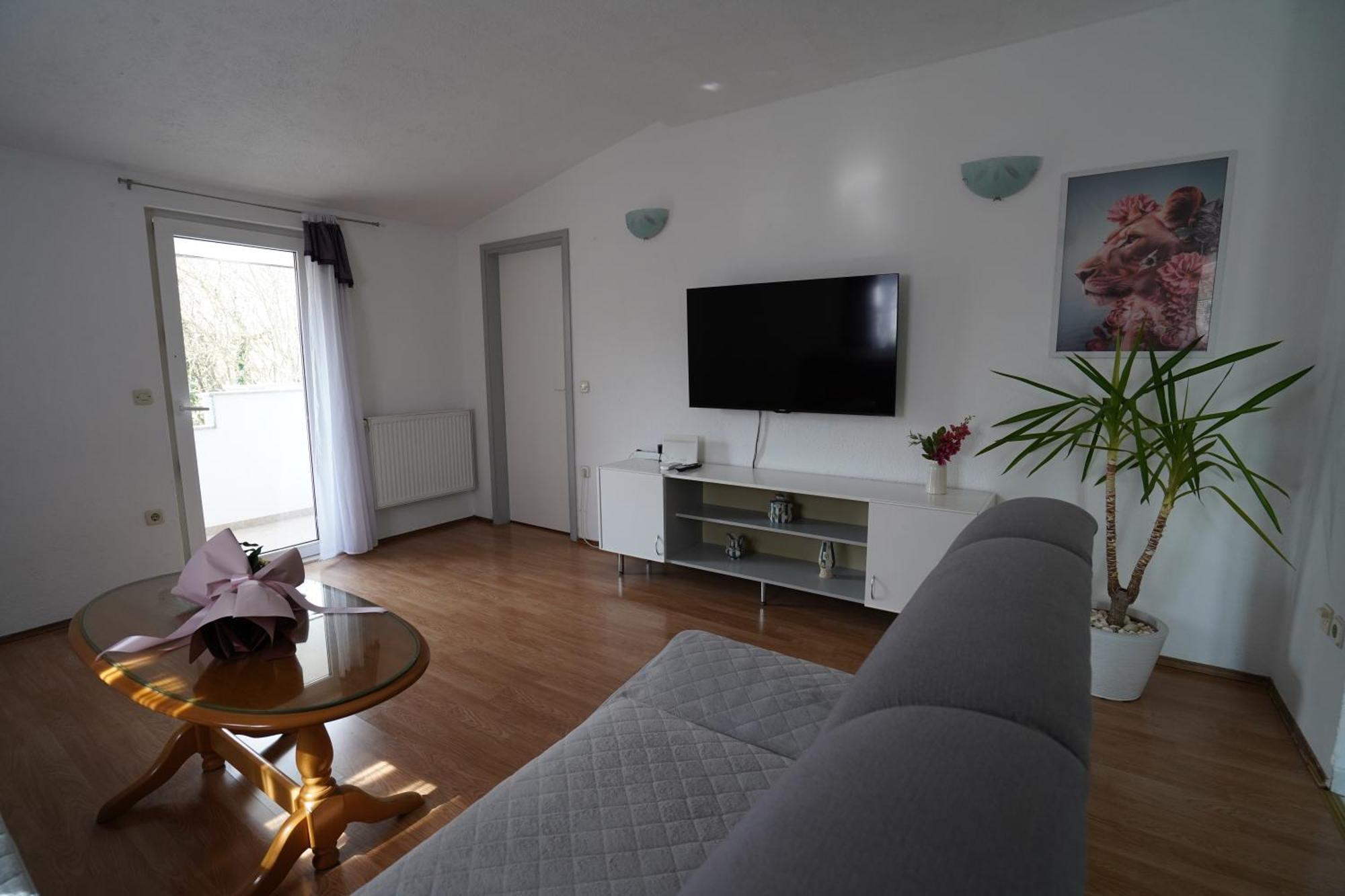 Apartman Marija 伊莫茨基 外观 照片