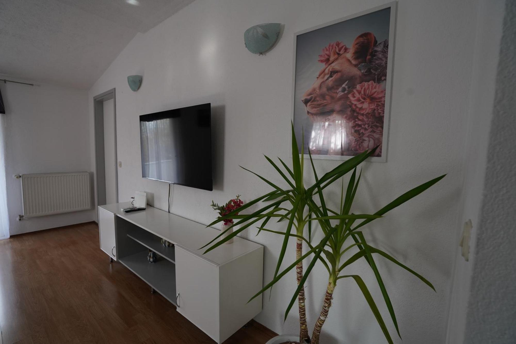 Apartman Marija 伊莫茨基 外观 照片